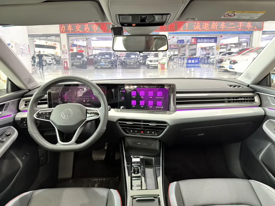 Volkswagen Lamando Lingdu Lingdu Lingdu L 280TSI DSG Cool Edition 2022 — thumbnail 3