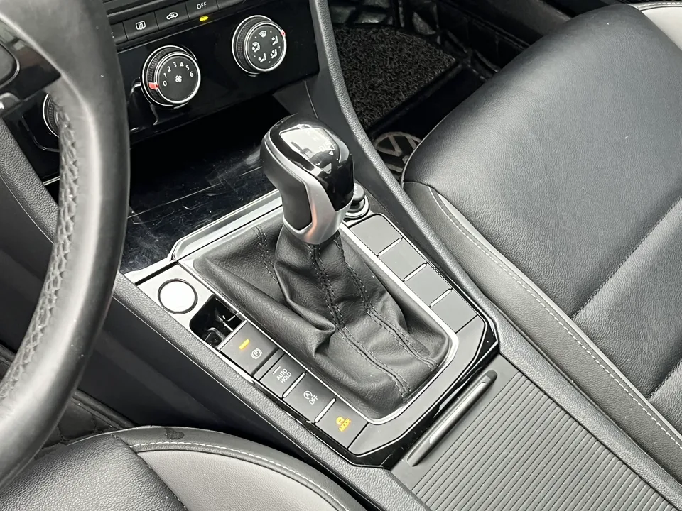 Volkswagen Sagitar Sagitar 2021 280TSI DSG Beyond Edition 2022 — thumbnail 5