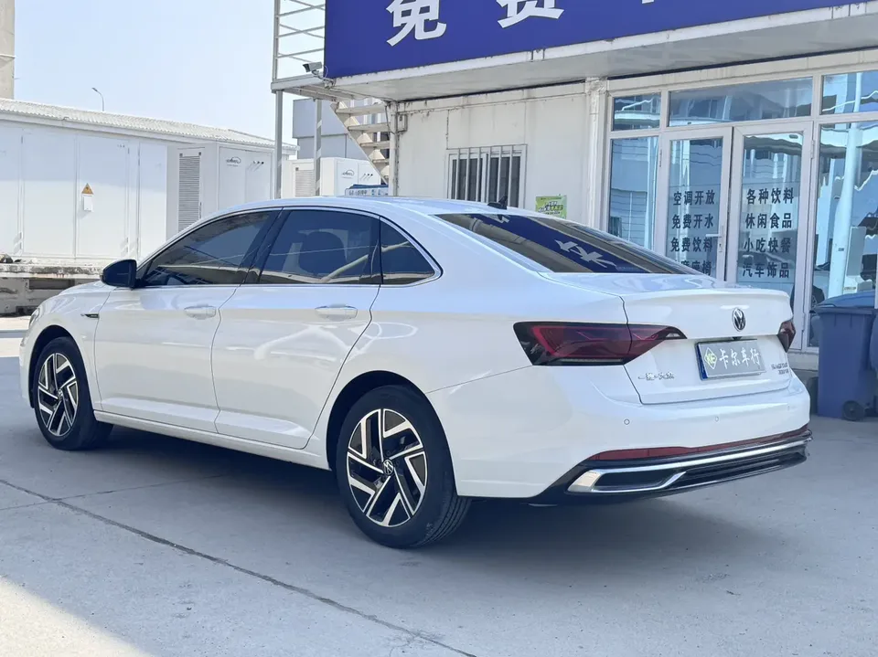 Volkswagen Sagitar Sagitar 2023 200TSI DSG Beyond Edition 2023 — thumbnail 4