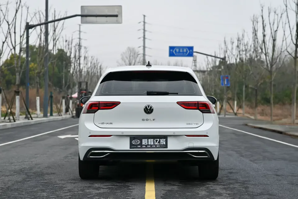 Volkswagen Golf golf 2023 280TSI DSG Pro 2024 — thumbnail 5