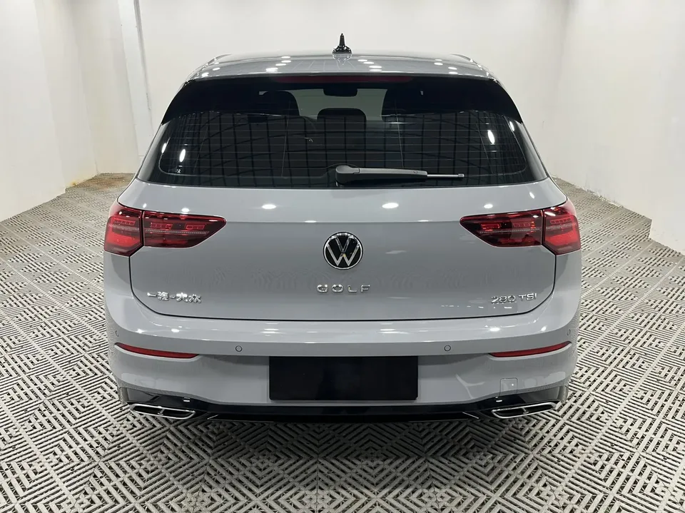 Volkswagen Golf golf 280TSI DSG R-Line Lite 2023 — thumbnail 2