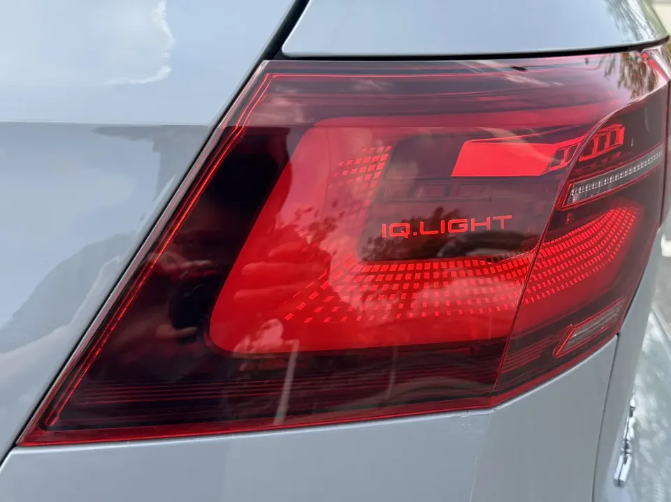 Volkswagen Golf Golf 280TSI DSG R-Line 2022 — thumbnail 2