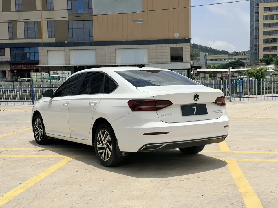 Volkswagen Lavida Lavida 2022 280TSI DSG Comfort Edition 2022 — thumbnail 4