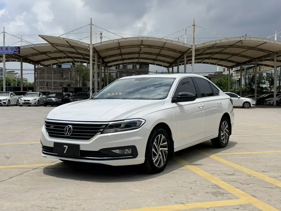 Volkswagen Lavida Lavida 2022 280TSI DSG Comfort Edition 2022 — photo 1, buy with delivery to Moscow