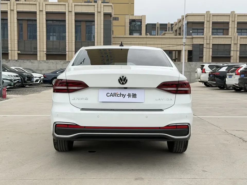 Volkswagen Lavida Lavida 2024 1.5L Automatic 5 Million Edition 2024 — thumbnail 2