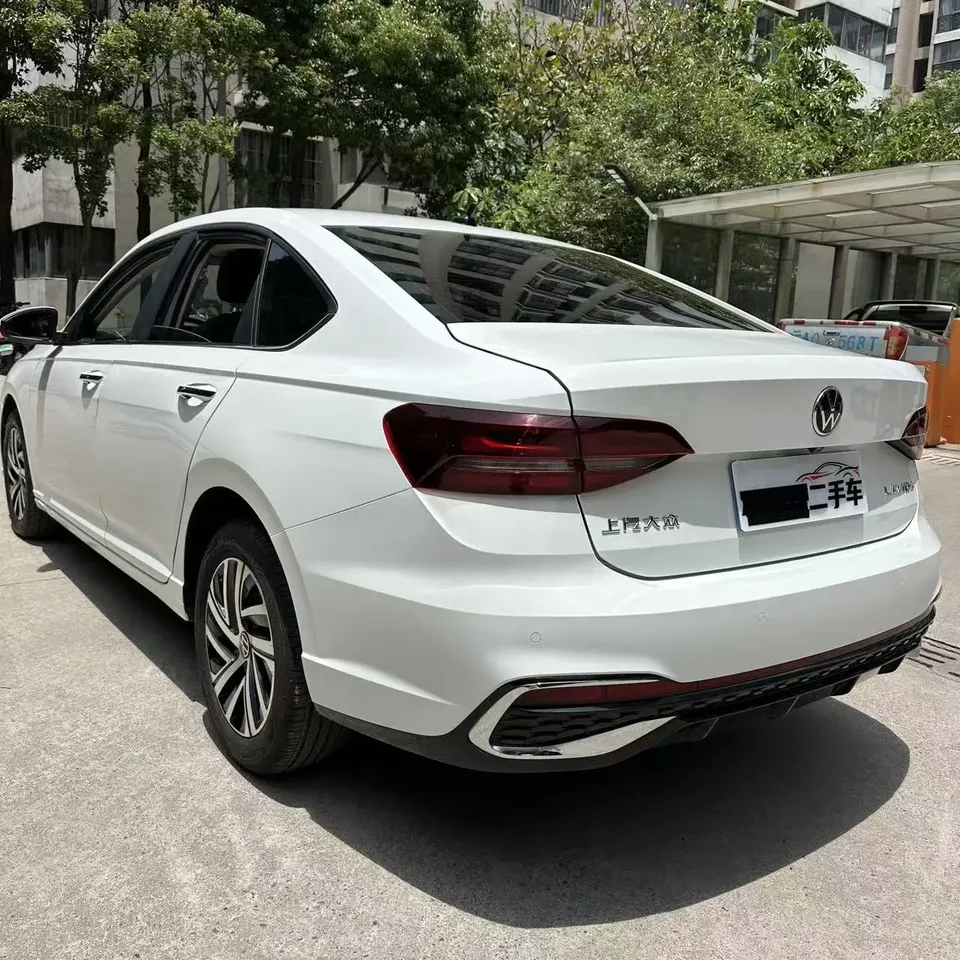 Volkswagen Lavida Lavida 2024 1.5L Automatic Starry Sky 5 Million Edition 2025 — thumbnail 4