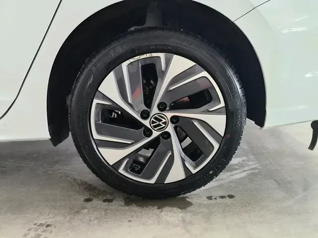 Volkswagen Bora Bora 2023 280TSI DSG Premium Edition 2023 — thumbnail 3