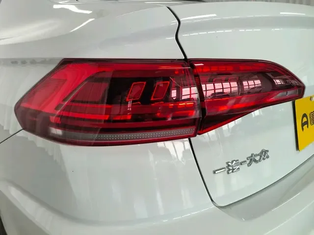 Volkswagen Bora Bora 2023 280TSI DSG Premium Edition 2023 — thumbnail 4
