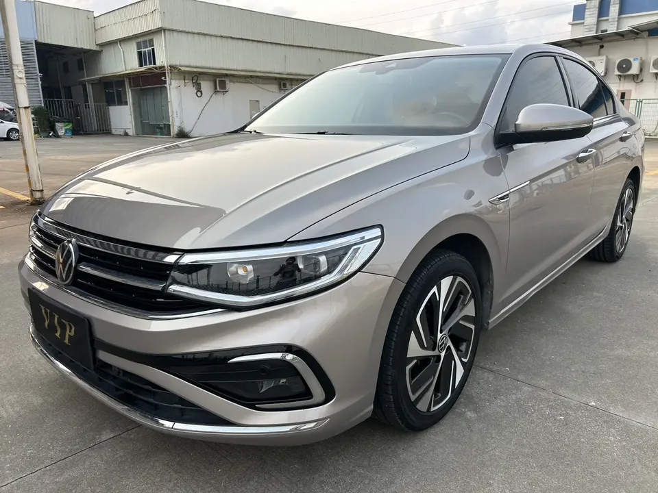 Volkswagen Bora 2023