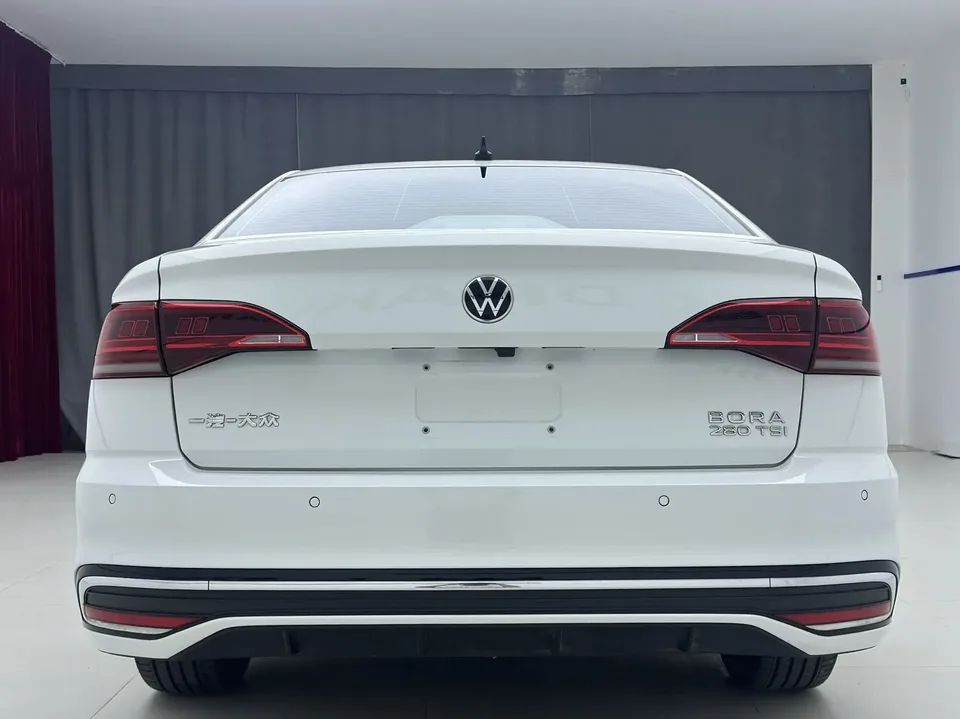 Volkswagen Bora Bora Bora 2023 280TSI DSG Premium Edition 2023 — thumbnail 2