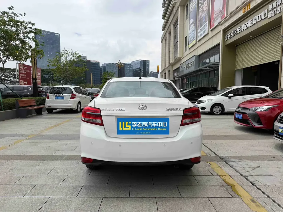 Toyota YARiS L Enjoy YARiS L Enjoy YARiS L enjoys the 2022 1.5L CVT luxury PLUS version 2022 — thumbnail 2