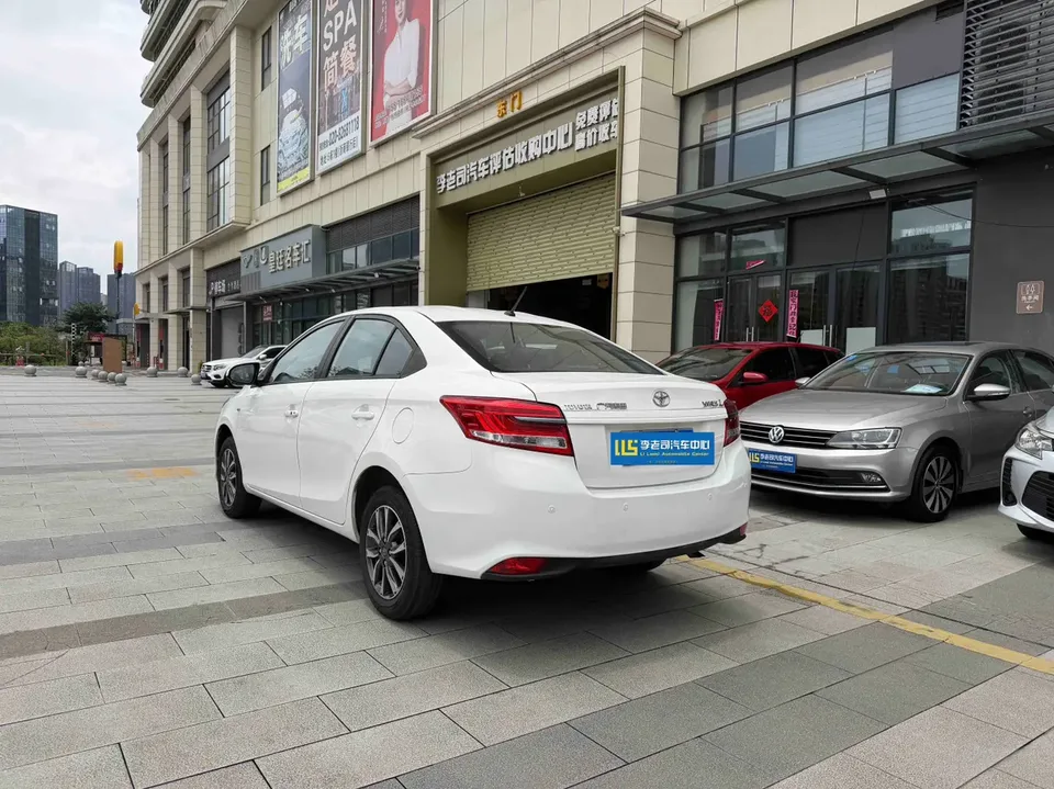 Toyota YARiS L Enjoy YARiS L Enjoy YARiS L enjoys the 2022 1.5L CVT luxury PLUS version 2022 — thumbnail 4