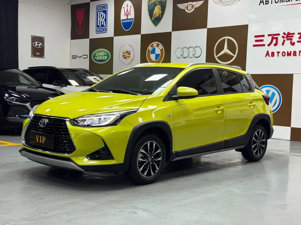 Toyota Yaris L YARiS L Zhixuan 2022 Zhixuan X 1.5L CVT luxury PLUS version 2022 — photo 1, buy with delivery to Moscow