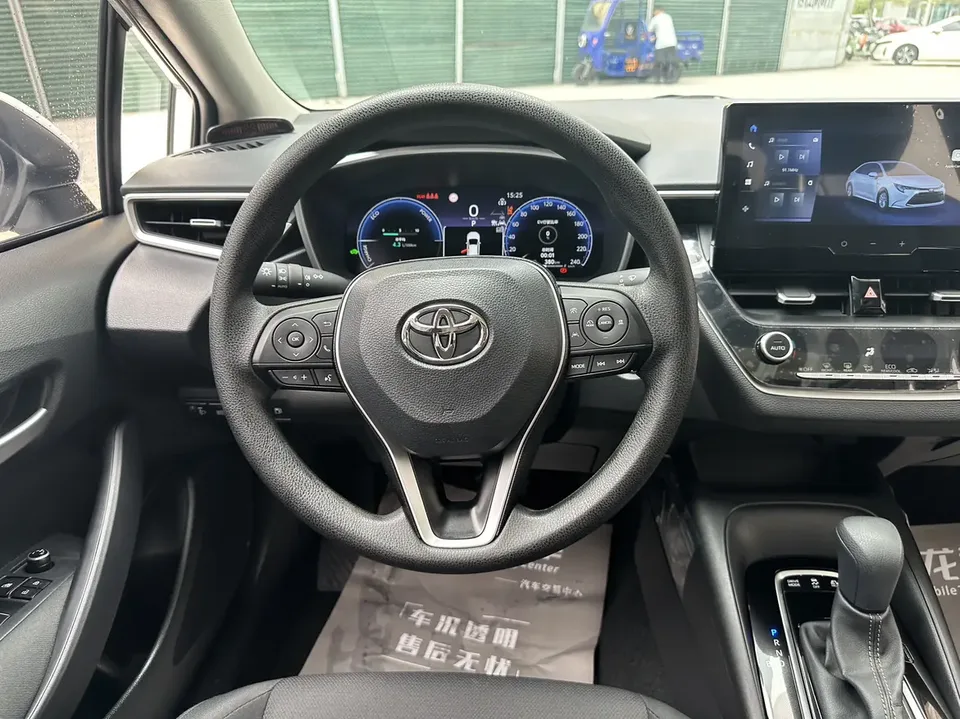 Toyota Levin Lei Ling Levin Hybrid 1.8L Luxury Edition 2023 — thumbnail 4
