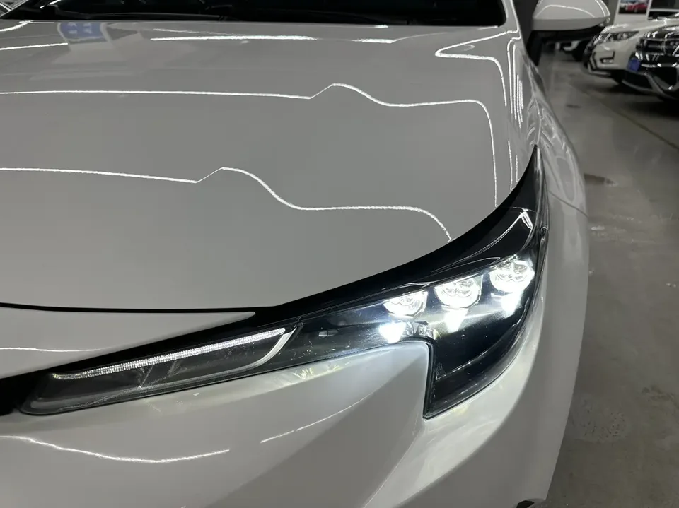 Toyota Levin 2022 Lelink 185T CVT Luxury Edition 2022 — миниатюра 3