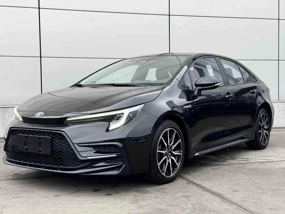 Toyota Levin Lei Ling Levin Hybrid 1.8L Sports Edition 2023 — photo 1, buy with delivery to Moscow