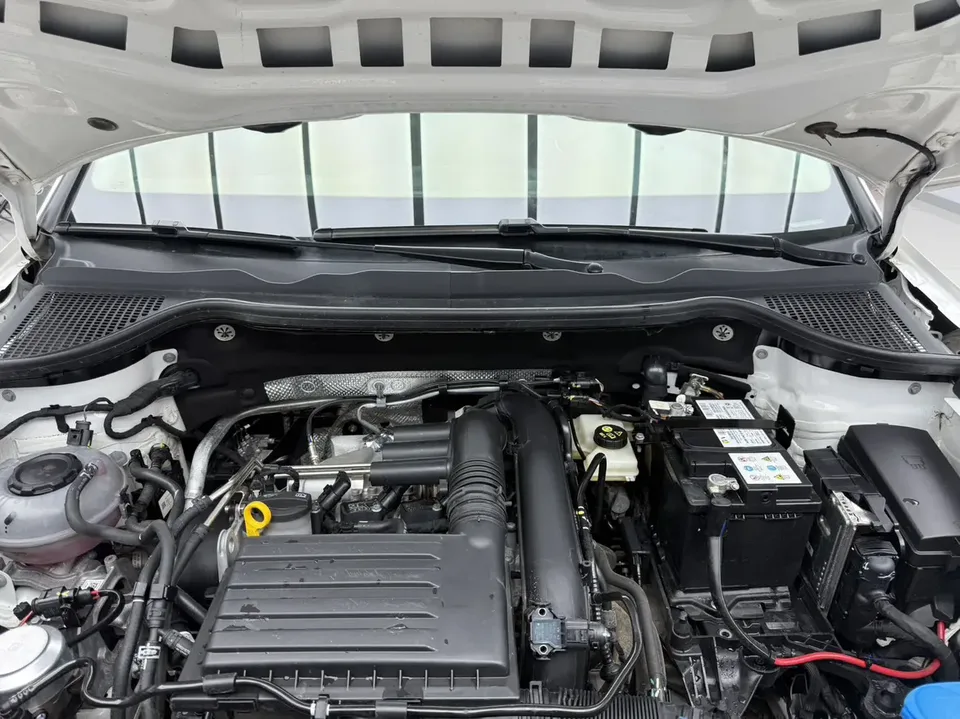 Skoda Karoq TSI280 Exclusive Edition 2022 — миниатюра 2