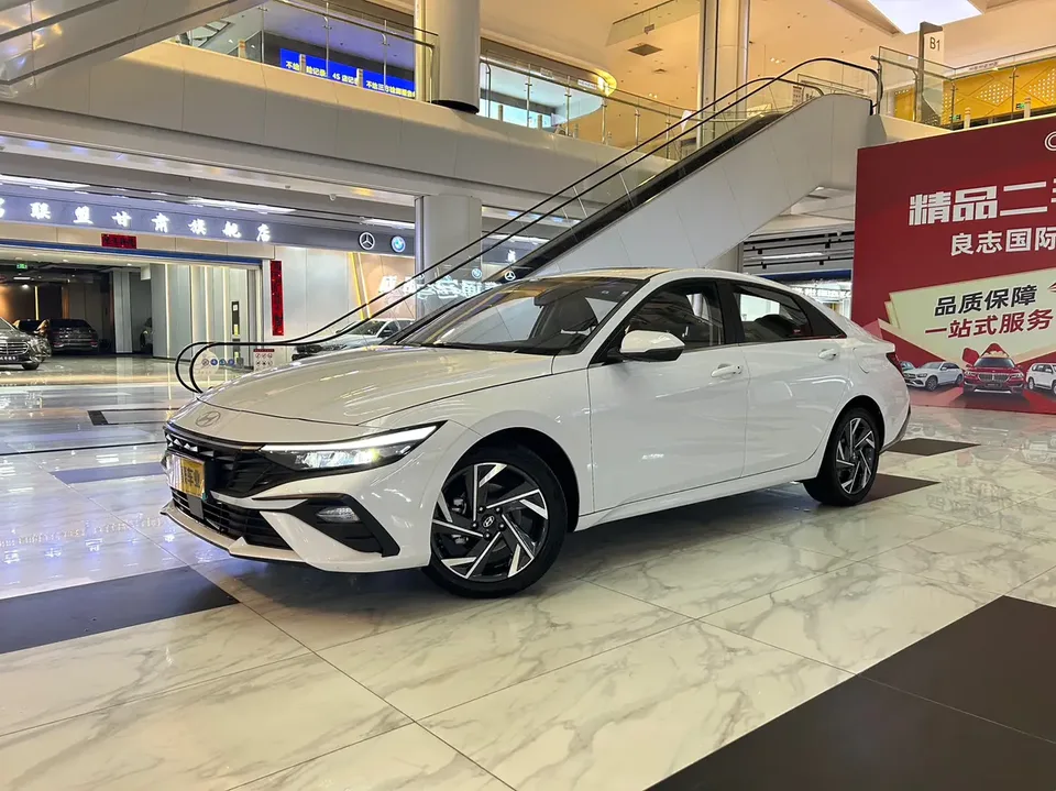 Hyundai Elantra Elantra 1.5L CVT GLX Elite Edition 2023 — photo 1, buy with delivery to Moscow
