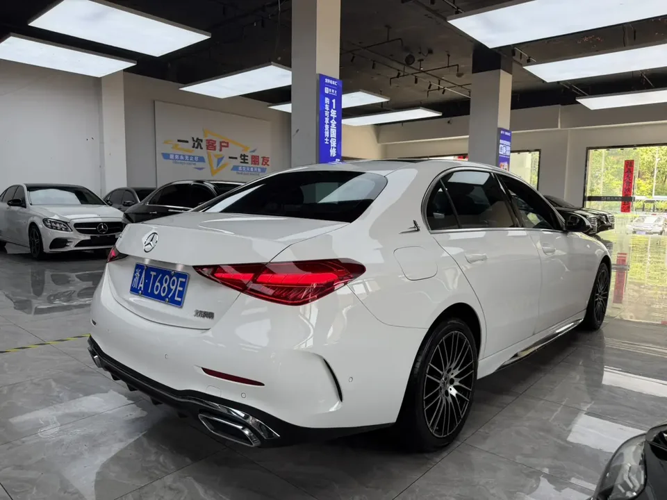 Mercedes-Benz C-Class Mercedes Benz C Class facelift C 260 L sports version 2022 — thumbnail 2