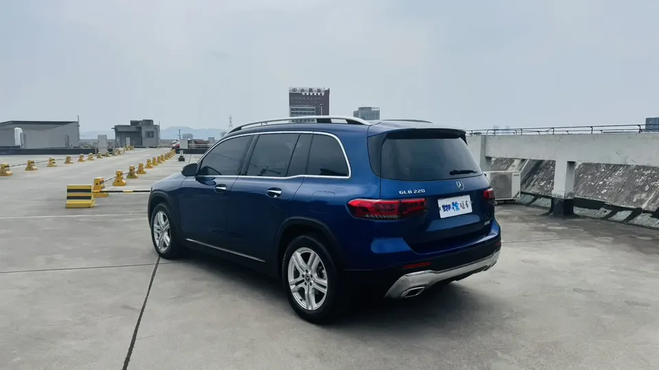 Mercedes-Benz GLB-Class GLB GLB 220 Dynamic 2022 — thumbnail 2