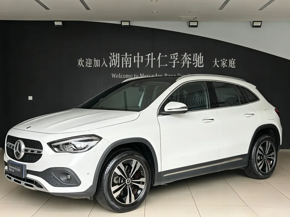 Mercedes-Benz GLA 2023
