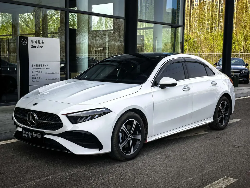 Mercedes-Benz Mercedes Benz A Class 2025