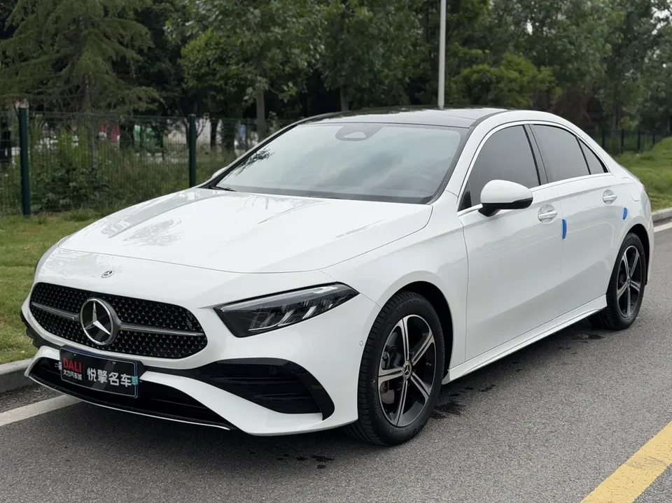 Mercedes-Benz Mercedes Benz A Class 2024