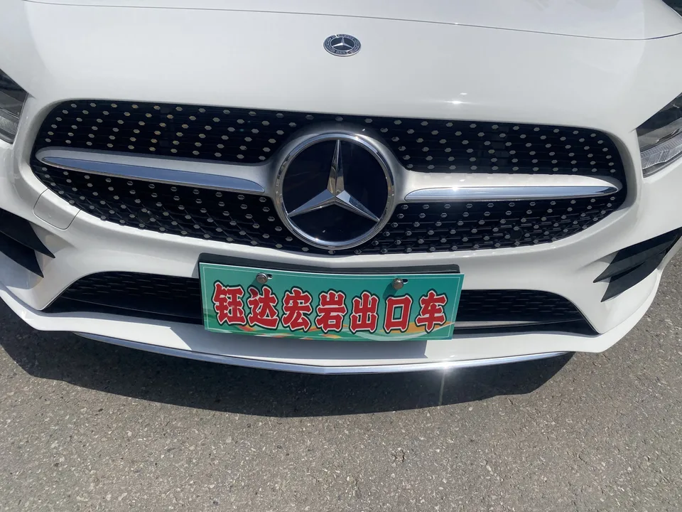 Mercedes-Benz Mercedes Benz A Class A 180 L Sports Sedan 2022 — миниатюра 3