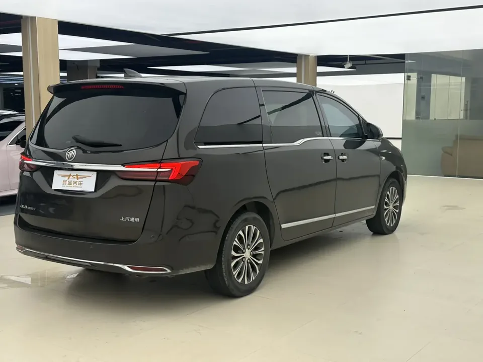 Buick GL8 Buick GL8 2021 Land Business Class 652T Premium Edition 2022 — миниатюра 2
