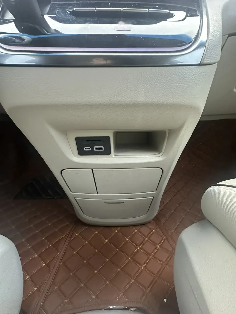 Buick GL8 Buick GL8 2021 Land Business Class 652T Premium Edition 2022 — миниатюра 3