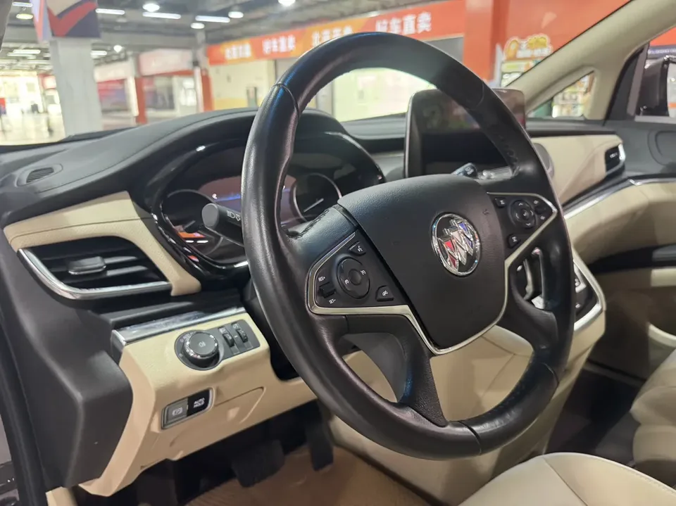 Buick GL8 GL8 Land Business Class 2.0T Luxury Edition 2024 — thumbnail 5