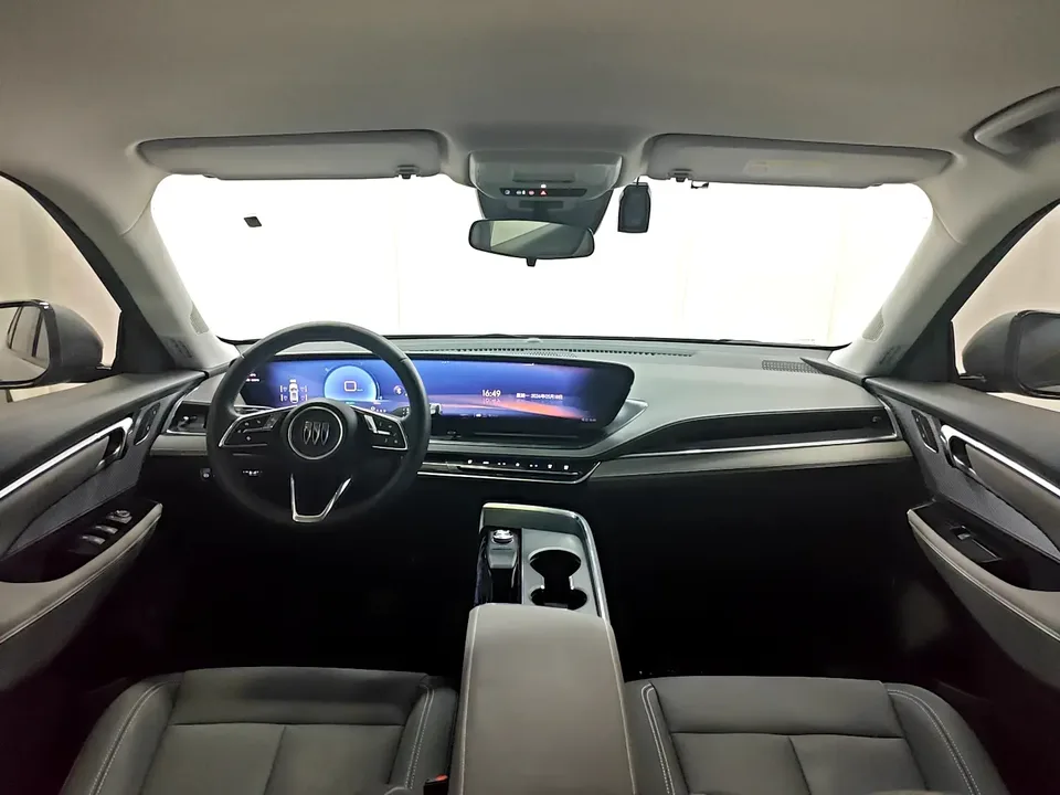 Buick E5 Pioneer Edition 2024 — миниатюра 4