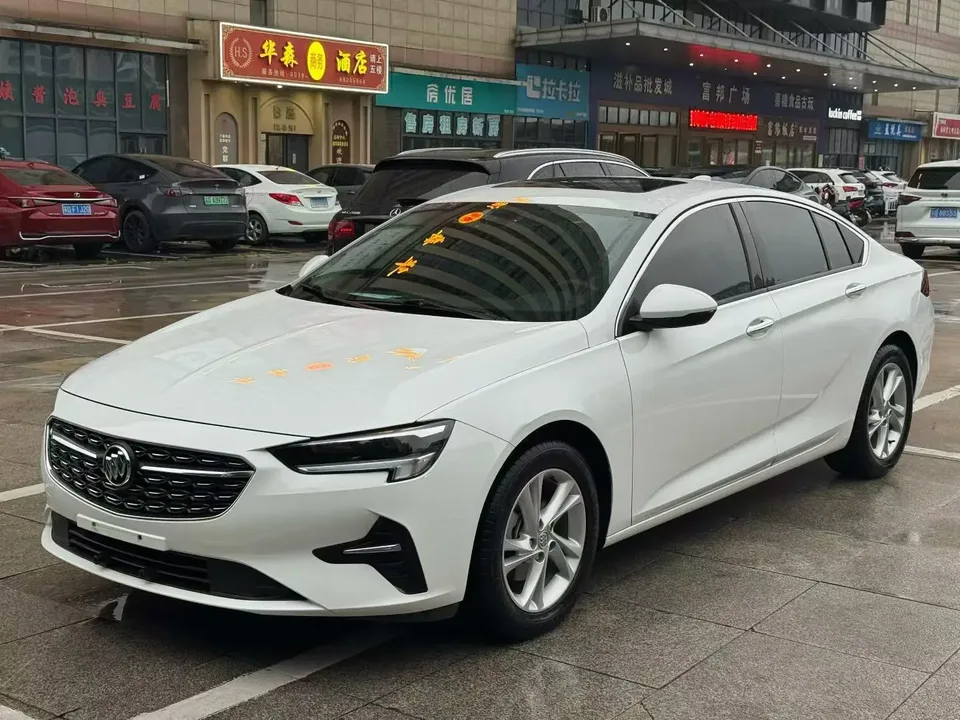 Buick Majesty 2022