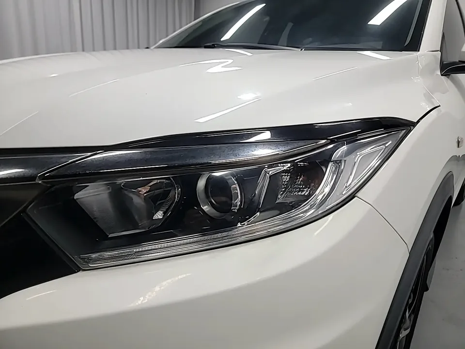 Honda VEZEL 1.5L CVT Pioneer Edition 2022 — миниатюра 3