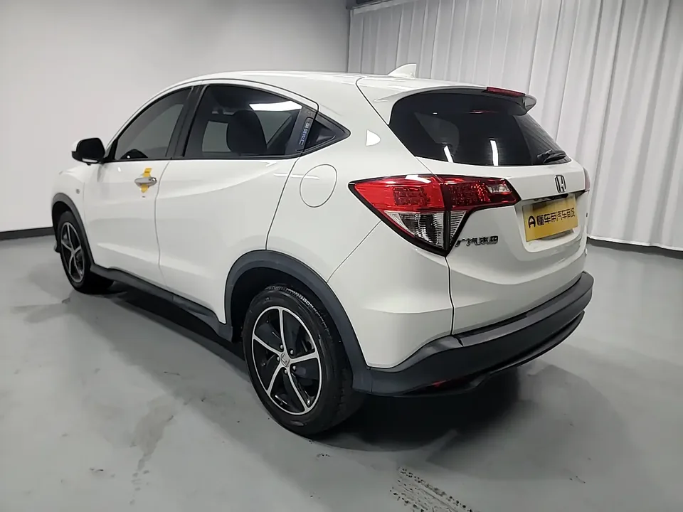 Honda VEZEL 1.5L CVT Pioneer Edition 2022 — миниатюра 5