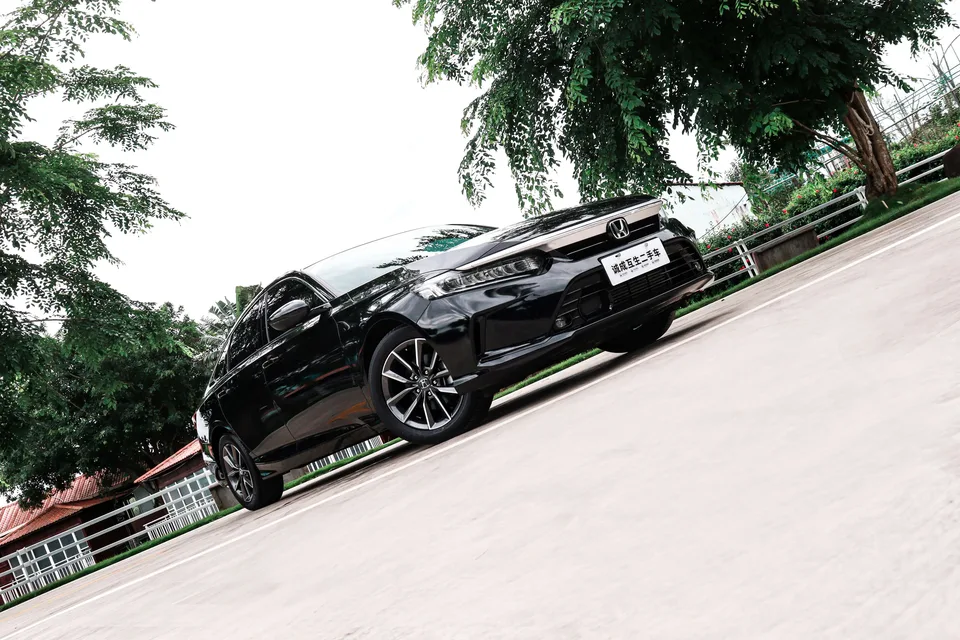 Honda Inspire Inship 2022 260TURBO Exquisite Edition 2022 — миниатюра 3