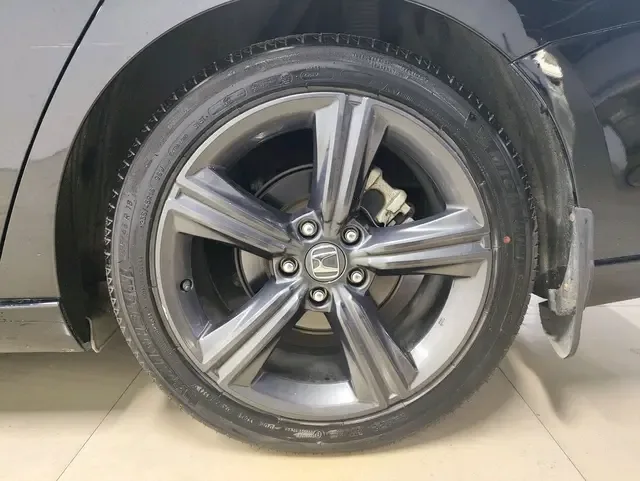 Honda Inspire Yingshipai 260TURBO Elegant Edition 2023 — thumbnail 5