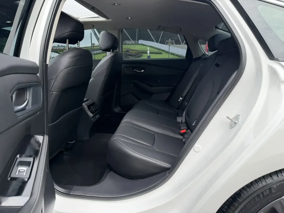 Honda Inspire 260TURBO Exquisite Edition 2023 — миниатюра 5