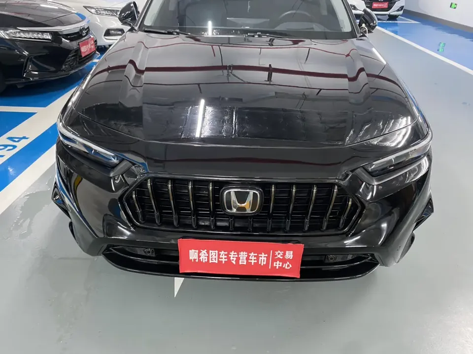 Honda Inspire Insignia 260TURBO Refined Edition 2025 — миниатюра 5