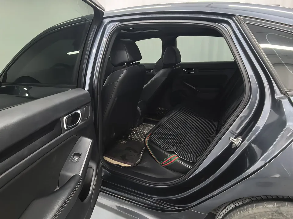 Honda CIVIC 2022 Civic 240TURBO CVT Ignition Edition 2022 — миниатюра 5