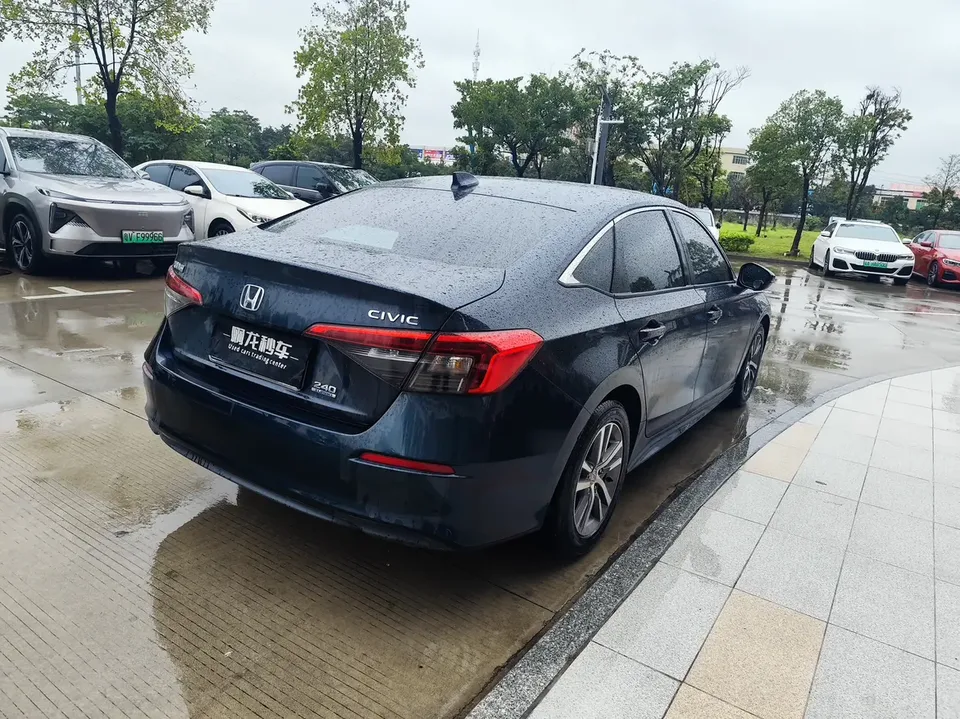 Honda CIVIC Civic 240TURBO CVT Power Edition 2023 — миниатюра 2