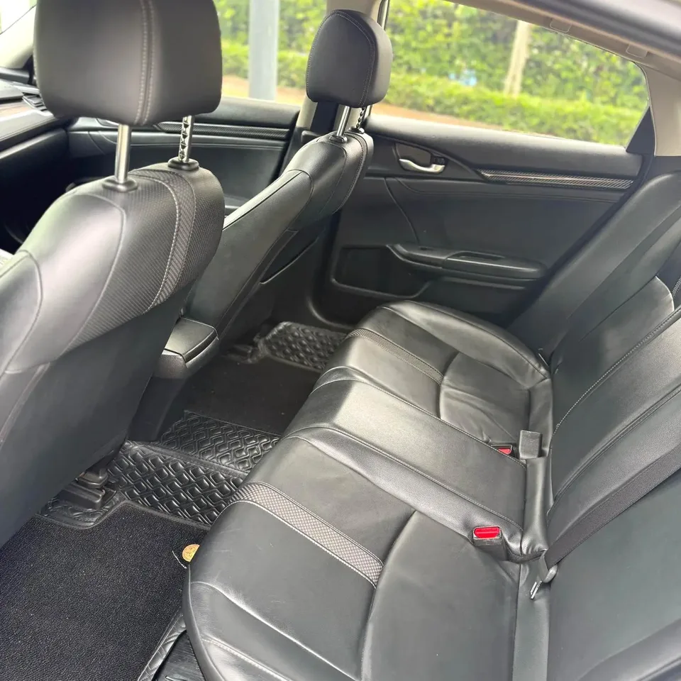 Honda CIVIC 220TURBO CVT Dynamic Edition National VI 2022 — миниатюра 3
