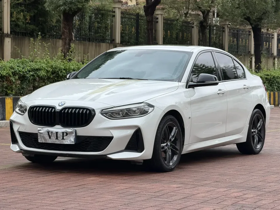 BMW 1 Series BMW 1 Series 120i M Sport Night Edition 2023 — photo 1, buy with delivery to Moscow