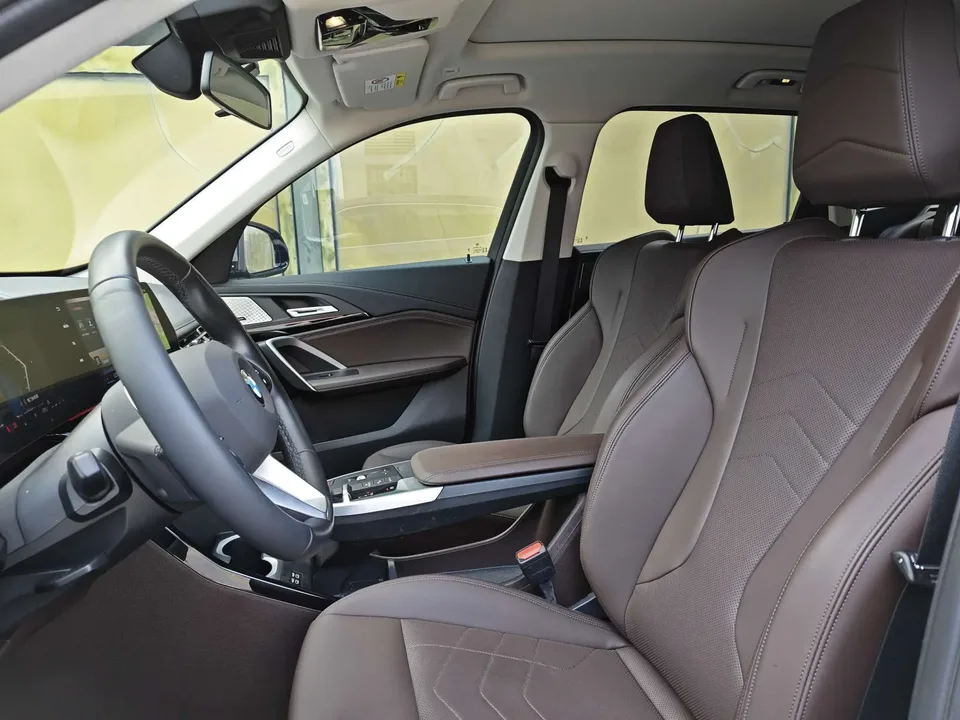 BMW X1 sDrive25Li X Design Package 2023 — миниатюра 4