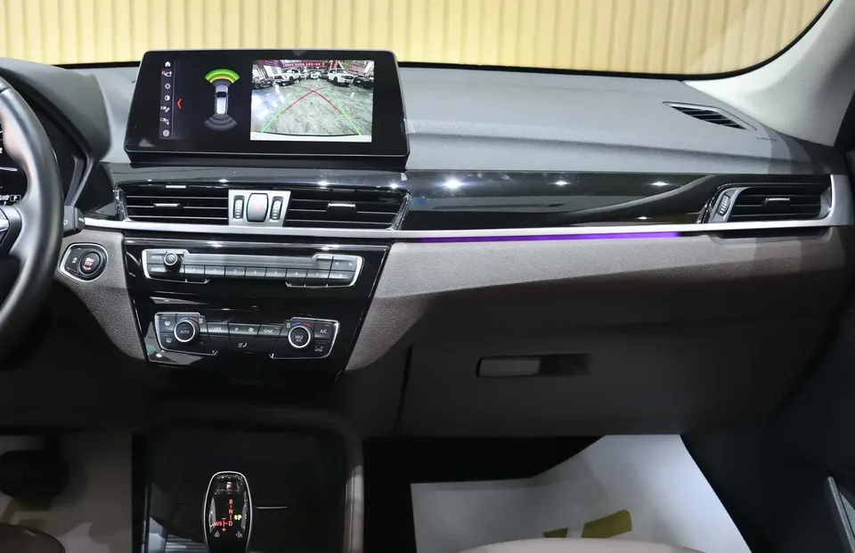 BMW X1 BMW X1 2022 sDrive25Li Leading Edition 2022 — миниатюра 4