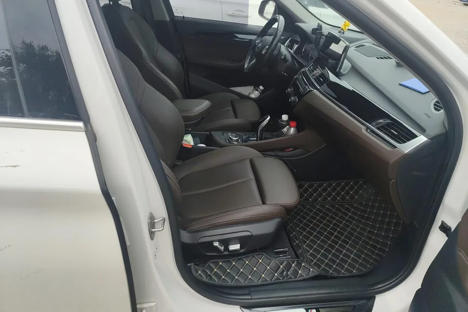 BMW X1 BMW X1 2022 sDrive25Li Leading Edition 2022 — миниатюра 3