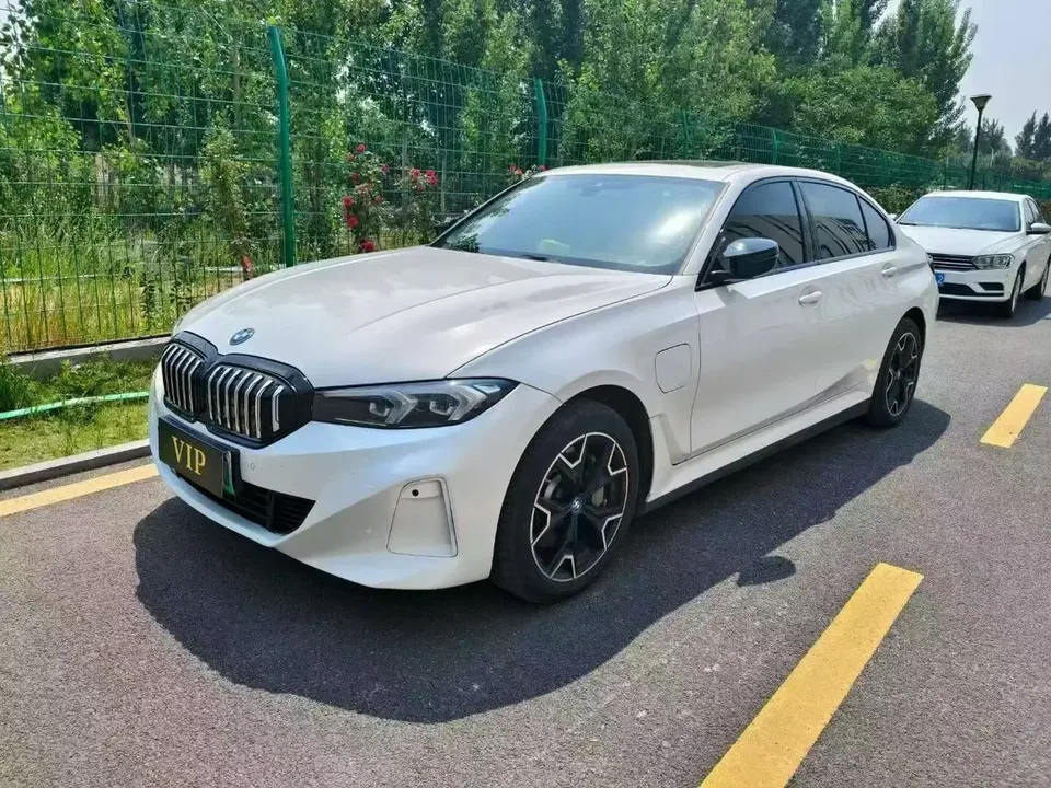 BMW i3 2024