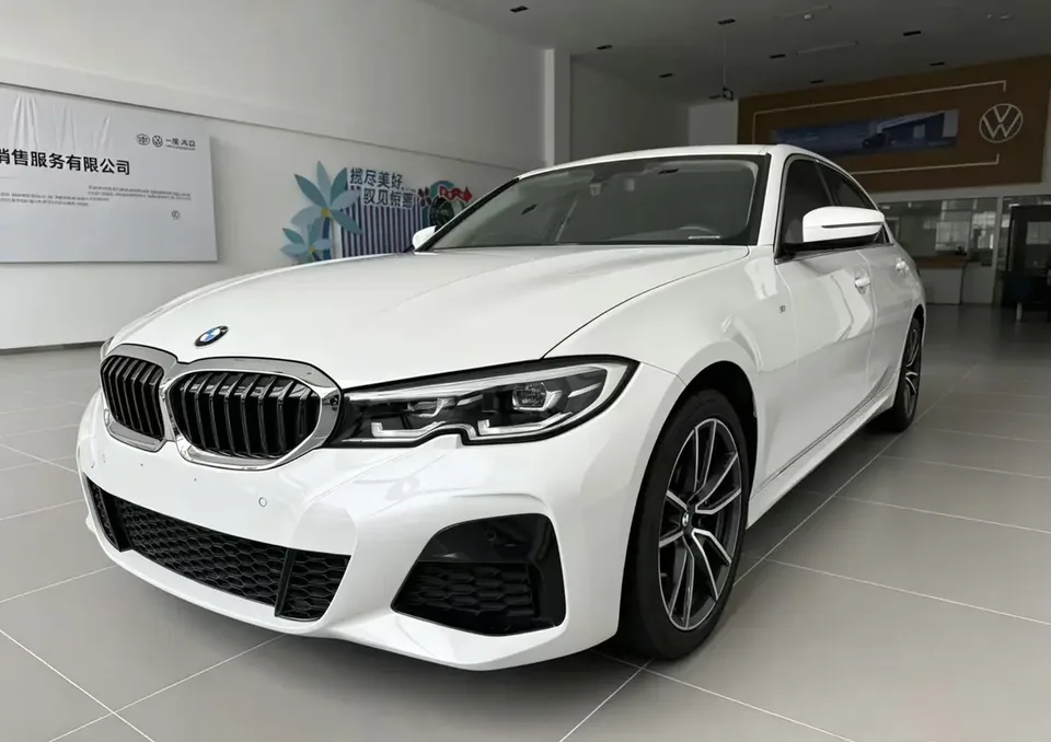 BMW 3 Series 2022