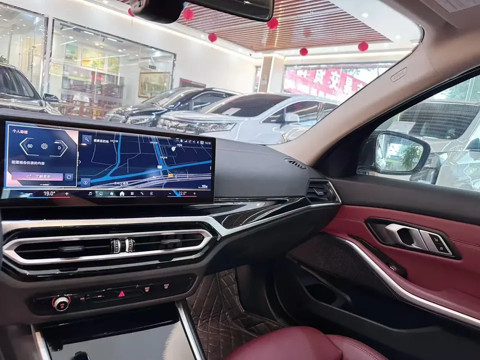 BMW 3 Series BMW 3 Series 2023 320i M Sport Package 2024 — миниатюра 4