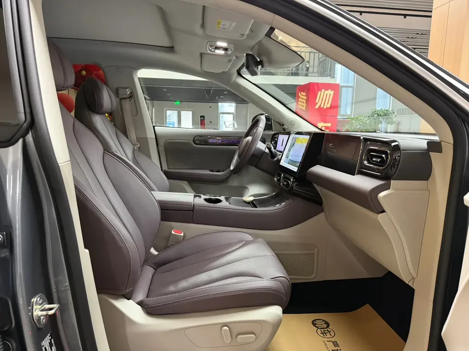 Leapmotor Zero running C11 Smart Travel Edition 510 2022 — миниатюра 5
